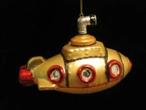 BLOWN GLASS~GOLD~YELLOW SUBMARINE CHRISTMAS ORNAMENT~NWT - Picture 1 of 3