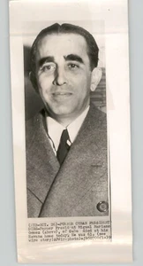 Foto de prensa del ex presidente cubano Miguel Mariano Gómez DE COLECCIÓN 1950 - Imagen 1 de 2