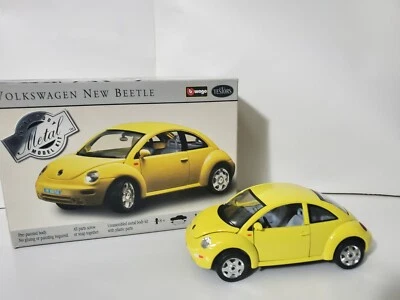 1-24 Testors Burago Die Cast Metal Nuevo Escarabajo Nueva Construcción Súper Bonito Foto 1 de 4