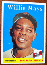 WILLIE MAYS   1958  TOPPS   Baseball Card - SLIGHT WEAR - VINTAGE!