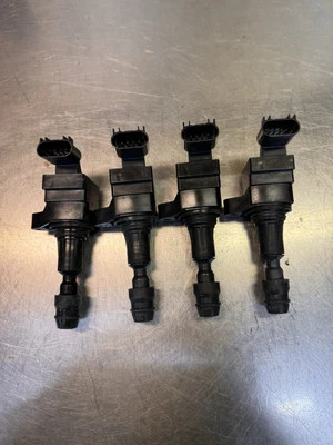 Juego de 4 bobinas de encendido Chevy GMC Equinox Cobalt Buick 2,4 L 12638824 Foto 1 de 3
