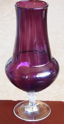 Vintage Amethyst Purple Glass Vase. Decorative Display / Boho Décor - image 1 of 4