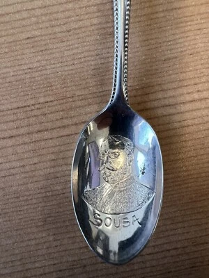 Cuchara de recuerdo vintage coleccionable, 4-3/8", SOUSA, moneda extra placa de plata Foto 1 de 4