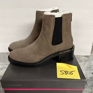 Vince Camuto Leather Chelsea Boots Kelivena Sable Brown 9M Croco Embossed - Picture 1 of 15
