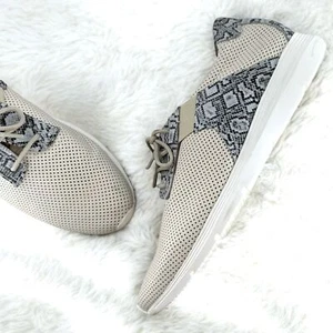 Sesto Meucci Beige and Gray Perforated Leather Snakeskin Sneakers Size 9 N - Picture 1 of 10