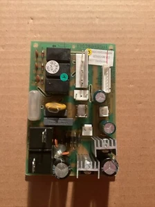 GE AHW30LMG1 AHW50LMG1 ADEW30LPQ1 LUFTENTFEUCHTER Relais Steuerung Platine 30031021 - Bild 1 von 2