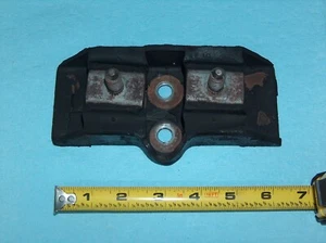 1964-73 Ford Mustang Toploader 4 Speed Crossmember Mounting Bracket D3ZZ-6068-A - Picture 1 of 7