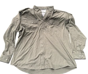 PONCHO Mens XXL Regular Fit Green Magnetic Pockets Lightweight Button Up - Picture 1 of 8