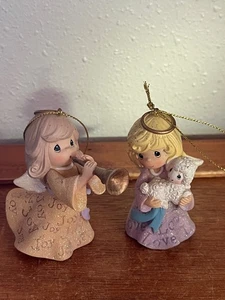 Lote de Resina Pesada Preciosos Momentos Ángeles Soplando Cuerno o Sosteniendo Cordero Navidad - Imagen 1 de 11