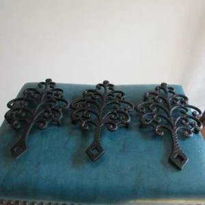 3er Set Vintage Gusseisen Baumuntersetzer mit Fuß - John Wright #2443 (EUC) - Bild 1 von 1