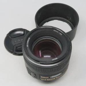 Nikon Nikkor AF-S 85mm f1.8 G Lens - plus Lens Hood - Picture 1 of 11