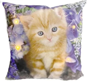 Funda de almohada Alottagifts para gatitos gato naranja luces 18x18 - Imagen 1 de 3