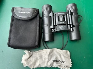 TASCO 10x25 Binoculars #168RB Compact Fully Coated Optics with Case - Picture 1 of 5