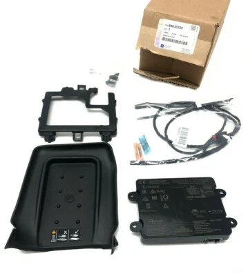 OEM Wireless Phone Charging System For 2017-2019 GMC Acadia GM 84630330 - Image 1 of 4