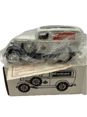 Vintage ERTL 1932 Panel Delivery Die-Cast Locking Coin Bank 1/25 Scale - Image 1 of 4