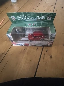ITALIAN JOB. Red Mini And Driver Figure With Gold Bars Corgi 1:43 Boxed - Picture 1 of 7