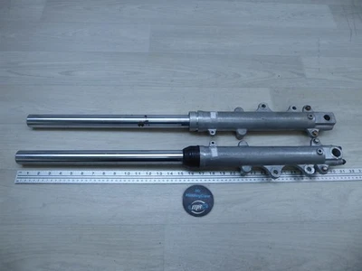 Yamaha XS650 1975 Y13136. horquillas suspensión delantera Foto 1 de 4