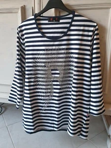 M F Damen T-Shirt GrößeM schwarz/ weiße Streifen tolles Strass Motiv  - Bild 1 von 1