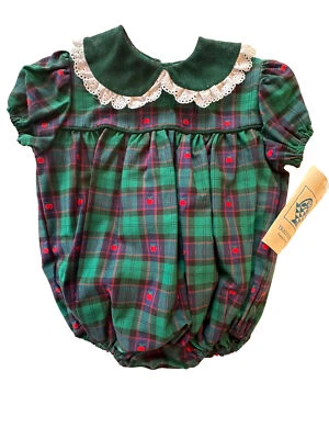 Trajes de bebé vintage de Pam Kline Traditions  Foto 1 de 4