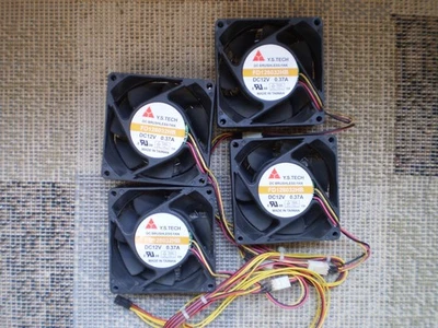 Lot of 4 Y.S. Tech 80mm x 32mm  Server Fan 47 CFM 3 Pin Dual Ball FD128032HB - Image 1 of 4