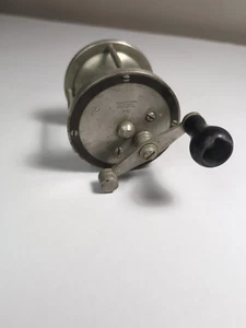 Mulinello da pesca vintage Winchester 2647 - Foto 1 di 7