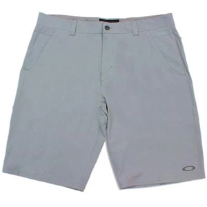 Oakley Take Short 3.0 Mens Size 30 S Stone Grey Casual Dress Shorts Walkshorts - Picture 1 of 3