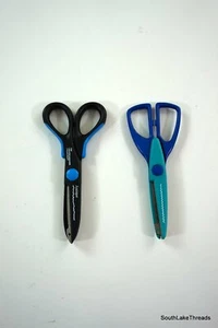 Creative Memories Scissors Lot Antique & Wavy Lot of 2! - Picture 1 of 3