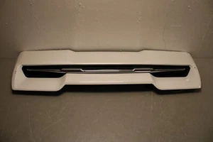 2020 2021 2022 2023 GMC SIERRA 2500 3500 FRONT HOOD AIR VENT OEM - Picture 1 of 10