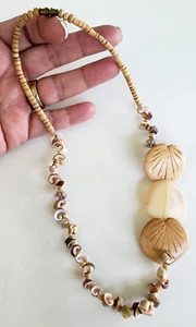 Vintage Puka Shell & Beige Coco Bead Choker Necklace 19" Barrel Clasp - Picture 1 of 5