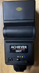 Achiever Auto Thyristor 260T Camera Flash w/Case Shoe Mount Tested - Picture 1 of 4