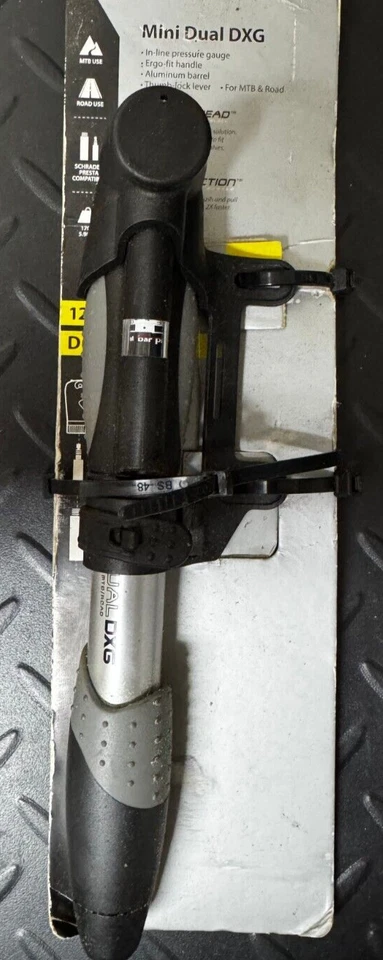 Topeak TMD-2G Mini Dual DXG Mini Bike Pump w Smarthead/Gauge Pretsa/Schrader - Image 1 of 1