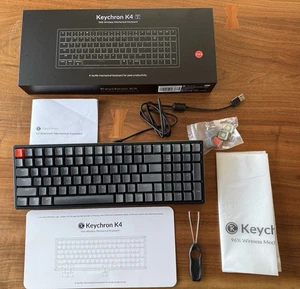 Clavier mécanique sans fil Keychron K4 V2 personnalisé + pièces d'origine - Photo 1/3