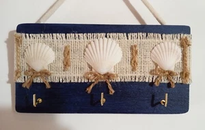 Appendichiavi Da Parete Conchiglie Legno Stile Mare Blu - Foto 1 di 2