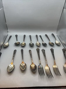 16 Piece Vintage/antique Silverware Lot Fork Spoon - Picture 1 of 18