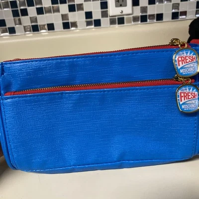 Moschino Parfum синий свежий косметичка мешок бумажник OS - Изображение 1 из 4