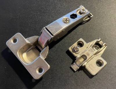 Dobradiça MEPLA 17M 17 M, dobradiça de sobreposição completa com placa de montagem FEITA NA ALEMANHA - Imagem 1 de 4