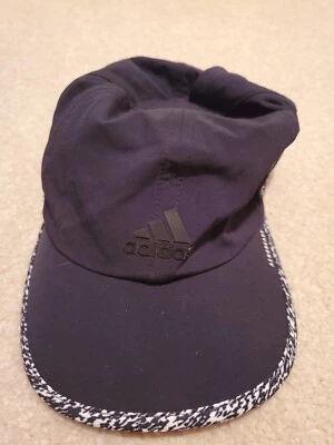 Gorra ajustable Adidas Aeroready con patrón de cebra ligero para correr 1010 Foto 1 de 3