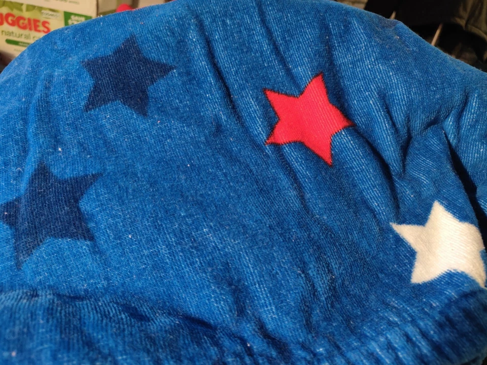 Toalla de playa de algodón American Stars 32"x 62" nueva sin etiquetas roja, blanca y azul 4 de julio Foto 1 de 3