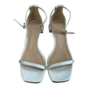 NUEVAS Sandalias Stuart Weitzman Nudist Curve Plateadas Adornadas con Perla 6 Con Caja - Imagen 1 de 6