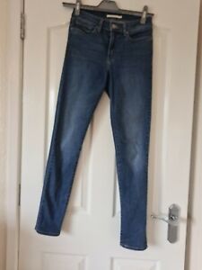 Ladies Skinny Levi Jeans W28 L31