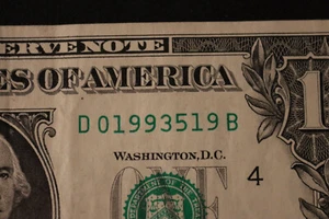 [MAY 19, 1993] ONE DOLLAR FANCY BIRTHDAY NOTE  SN  D 01993519 B - Picture 1 of 3