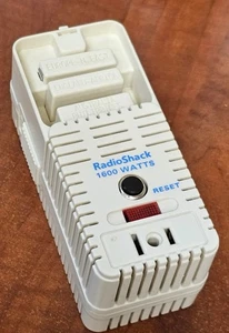 RadioShack 1600 Watt Foreign Travel Voltage Converter Multiple Plugs-NEW UNOPEN - Picture 1 of 6