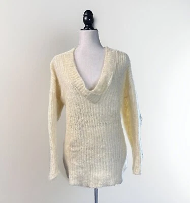 Vintage Wool/Mohair Sweater M/L Tunic Deep V-Neck Cream Fuzzy Retro Cottage - Image 1 of 4