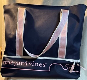 NWOT LARGE “VINEYARD VINES “ PINK AND BLUE WHALE LINE BEACH TOTE BAG - Picture 1 of 8