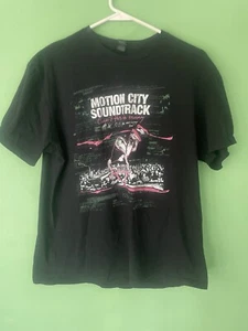 Camicia Motion City Soundtrack Band Tour Grande Nera Impegnalo a Ricordare - Foto 1 di 6