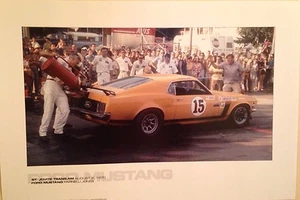 Ford Boss 302 ST.JOVITE Trans-Am.P Jones 1970 Gasing Up In Pits Car Poster! - Picture 1 of 2