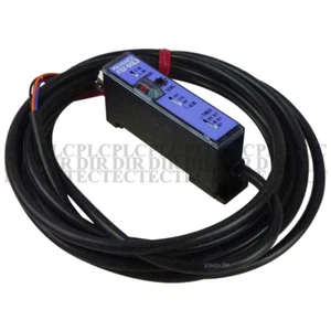 NEW Keyence FS2-60G Fiber Photoelectric Sensor - Picture 1 of 4
