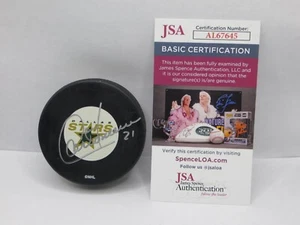 DISCO DE HOCKEY GUY CARBONNEAU DALLAS STARS FIRMADO JSA CERTIFICADO DE AUTENTICIDAD - Imagen 1 de 5