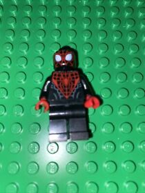 Lego Miles Morales Spiderman minifigure Marvel Superheroes spider man 76036