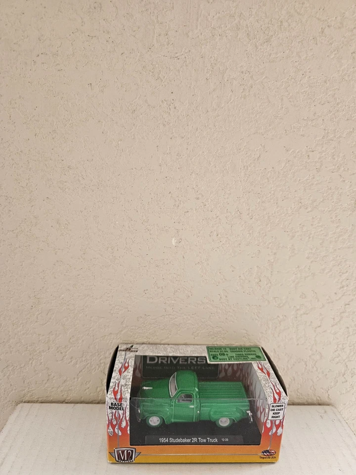 M2 Machines 1954 Studebaker 2R Tow Truck 12-20 Chase F52 - Image 1 of 1